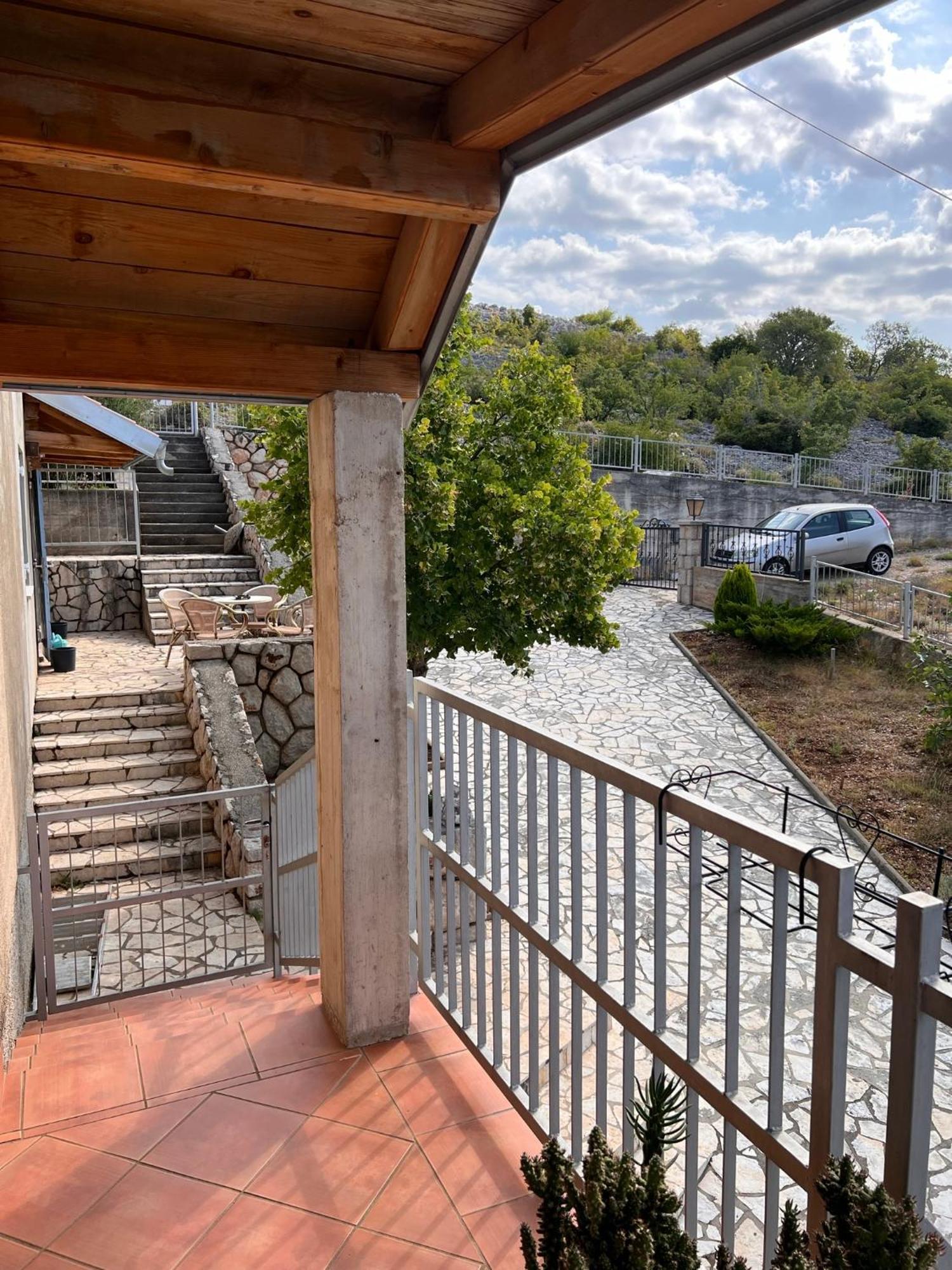 Apartment Zezelj, Tribanj Kruscica Exteriör bild